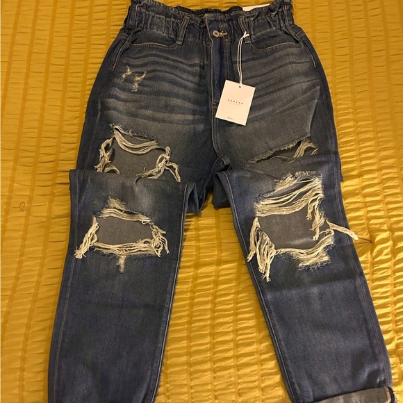 BRAND NEW WITH TAGS Paper Bag Style Jeans - Picture 2 of 8